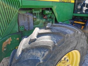 traktor john deere 8300