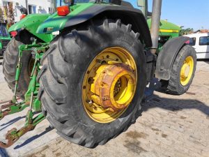 traktor john deere 8300